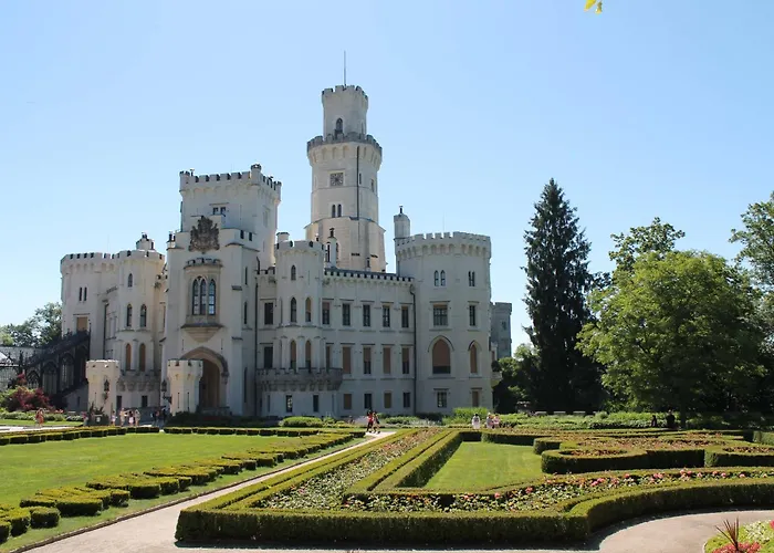 Campeggio Lochneska U Vlkovskych Piskoven